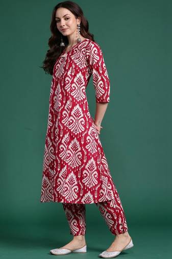 Women Ethnic Motifs Printed Regular  Cotton Kurta with Trousers