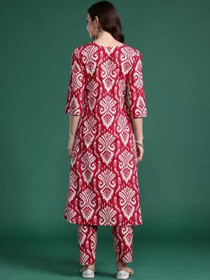 Women Ethnic Motifs Printed Regular  Cotton Kurta with Trousers 2