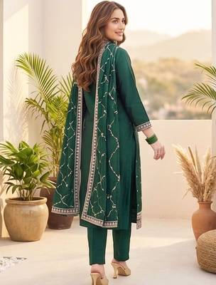 Women Ethnic Motifs Embroidered Regular Thread Work Kurta with Trousers & With Dupatta 7