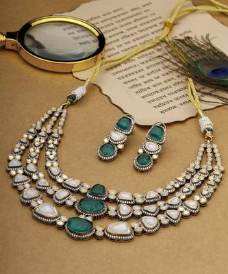 Silver plated emerald green stones kundan necklace set 1