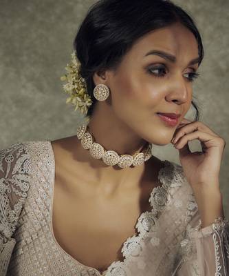 Gold plated white kundan choker set 1