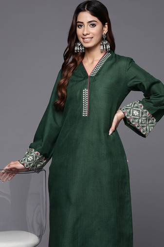 Embroidered Thread Work Republic Day Kurta with Trousers