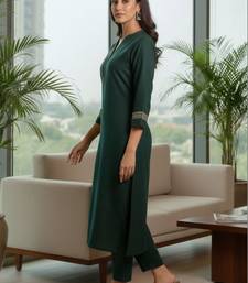 Women Ethnic Motifs Embroidered Regular Thread Work Kurta with Trousers