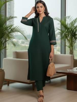 Women Ethnic Motifs Embroidered Regular Thread Work Kurta with Trousers 1