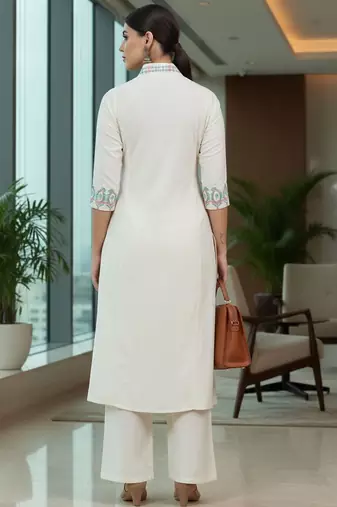 Women Floral Embroidered Regular Thread Work Kurta with Trousers