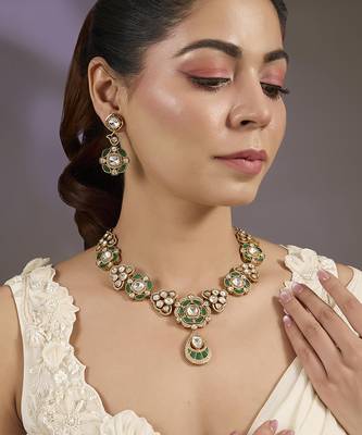 Gold plated green stones kundan necklace set 1