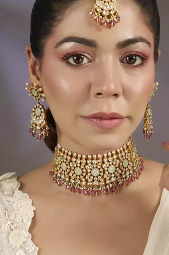Gold plated ruby red mint green kundan choker set