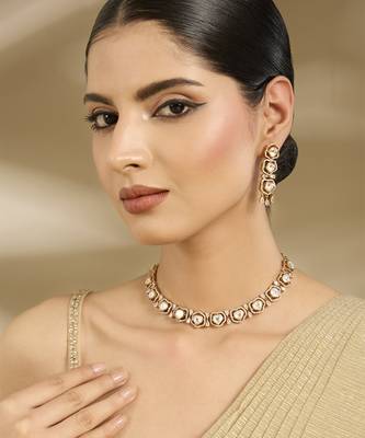 Gold plated white stones kundan choker set 1