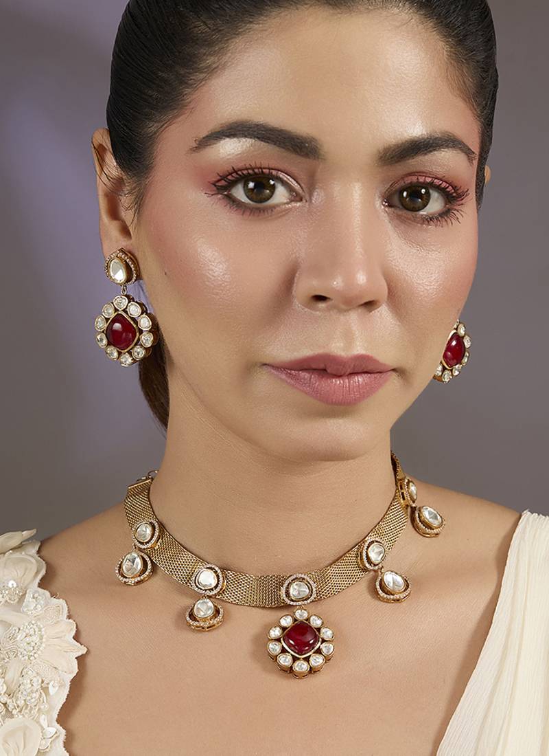 Gold plated red stone texture choker set