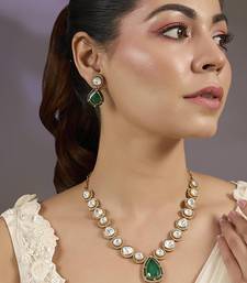 Gold plated green stone pendant necklace set
