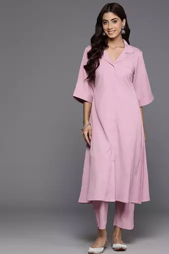 Women Solid Regular Textured Silk Crepe Shirt collar Kurta with Trousers