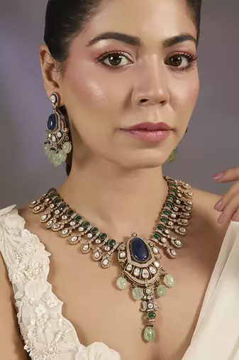 Gold plated sapphire blue oval necklace set