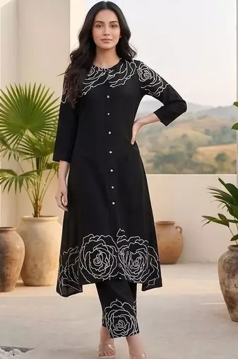 Women Floral Printed Regular Pure Cotton Kurta with Trousers