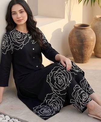 Women Floral Printed Regular  Cotton Kurta with Trousers 3