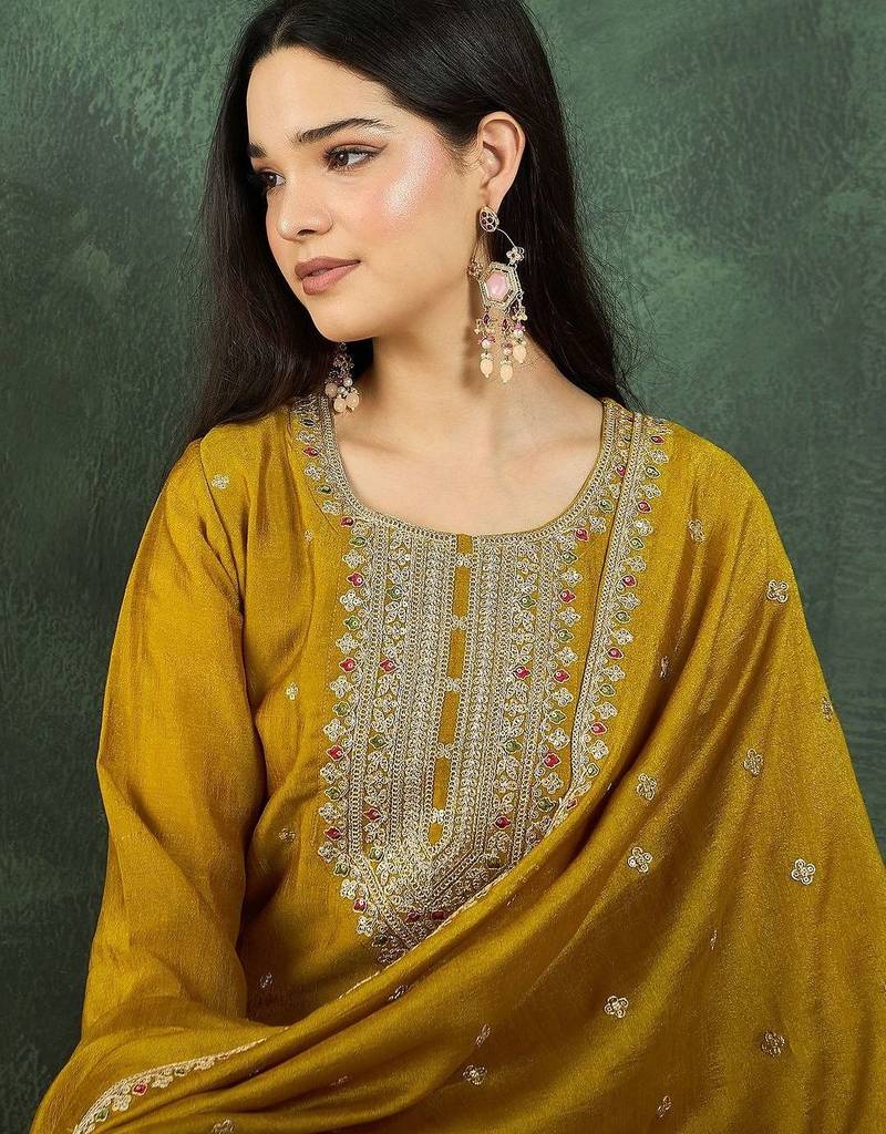 Women Ethnic Motifs Embroidered Regular Thread Work Kurta with Salwar & With Dupatta