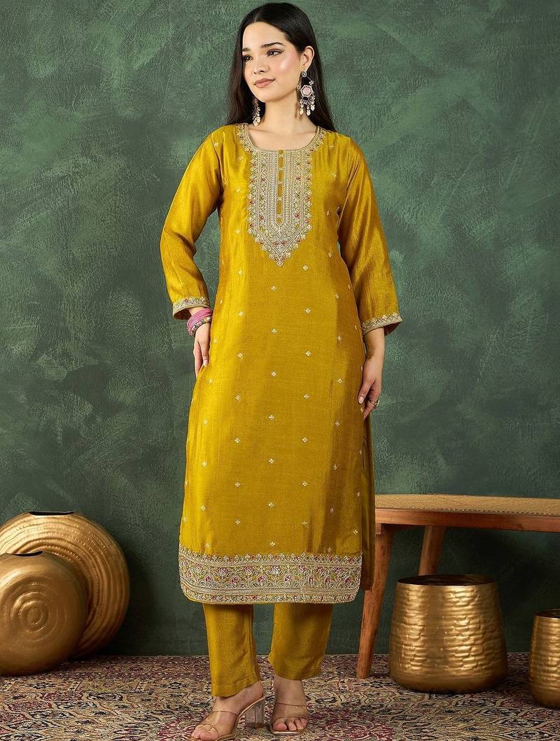 Women Ethnic Motifs Embroidered Regular Thread Work Kurta with Salwar & With Dupatta