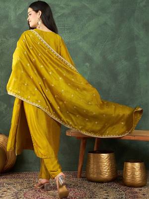 Women Ethnic Motifs Embroidered Regular Thread Work Kurta with Salwar & With Dupatta 5