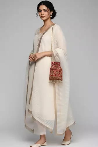 Women Embroidered Regular Thread Work Kurta with Trousers & With Dupatta