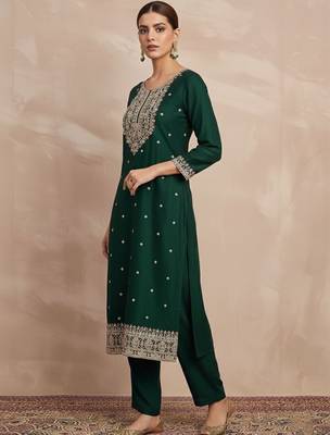 Women Ethnic Motifs Embroidered Regular Thread Work Kurta with Trousers & With Dupatta 5