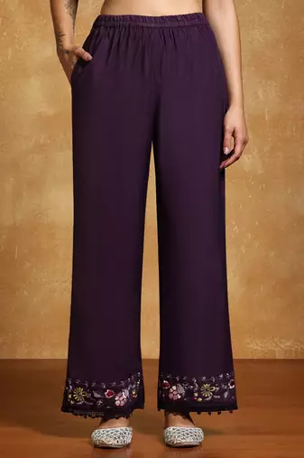 Women Floral Embroidered Regular Thread Work Pure Cotton Kurta with Trousers & With Dupatta
