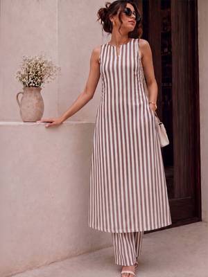 Women Striped Regular Kurta with Palazzos 3