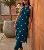 Women Embroidered Regular Kurta with Palazzos