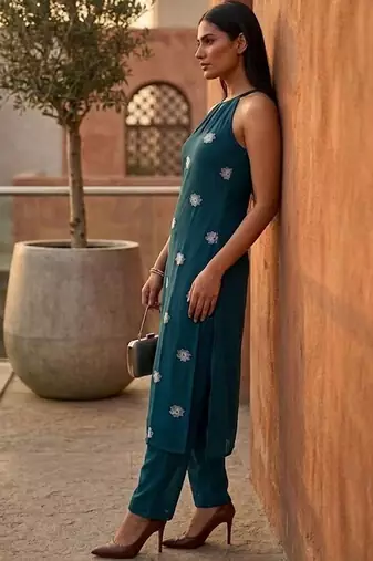 Women Embroidered Regular Kurta with Palazzos