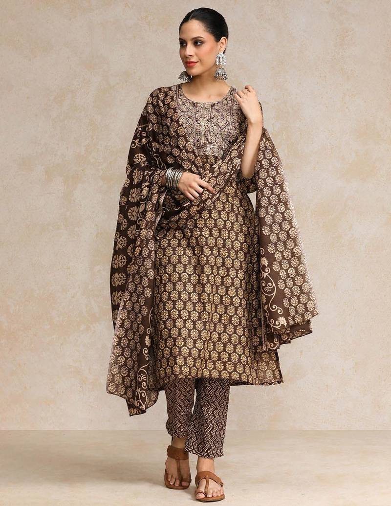 Women Ethnic Motifs Printed Regular Thread Work Pure Cotton Kurta with Trousers & With Dupatta