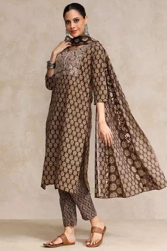 Women Ethnic Motifs Printed Regular Thread Work Pure Cotton Kurta with Trousers & With Dupatta