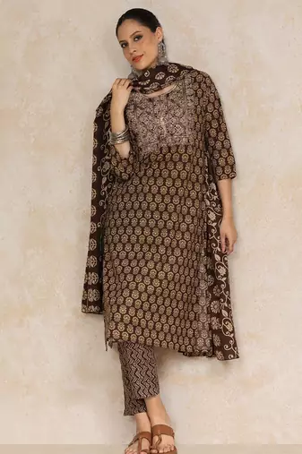 Women Ethnic Motifs Printed Regular Thread Work Pure Cotton Kurta with Trousers & With Dupatta