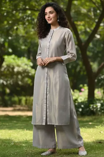 Women Solid Straight Kurta with Palazzo