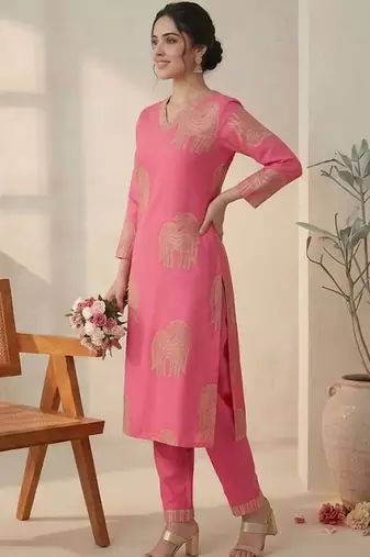 Women Ethnic Motifs Printed Regular Kurta with Trousers & With Dupatta