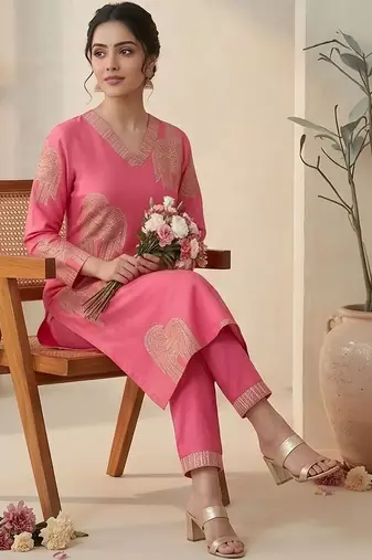 Women Ethnic Motifs Printed Regular Kurta with Trousers & With Dupatta