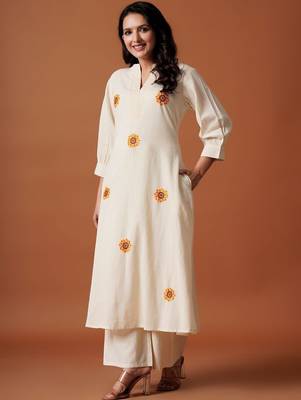 Floral Embroidered Thread Work  Cotton Kurta With Trousers 3