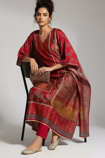 Ethnic Motifs Printed Regular Kaftan Kurta With Trousers