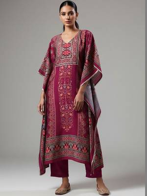 Women Ethnic Motifs Printed Regular Kurta with Trousers 1