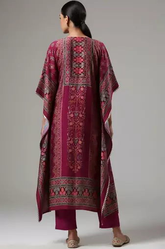 Women Ethnic Motifs Printed Regular Kurta with Trousers