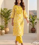 Women Ethnic Motifs Printed Regular Thread Work Kurta with Trousers