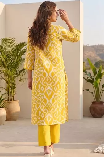 Women Ethnic Motifs Printed Regular Thread Work Kurta with Trousers