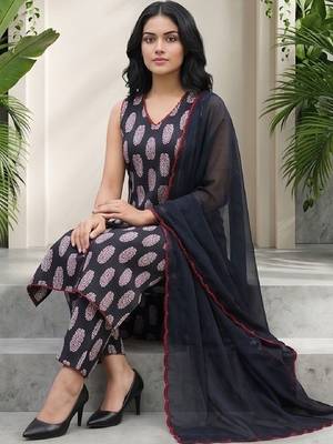 Women Ethnic Motifs Printed Regular  Cotton Kurta with Trousers & With Dupatta 5