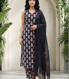 Women Ethnic Motifs Printed Regular  Cotton Kurta with Trousers & With Dupatta