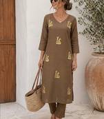 Women Animal Printed Regular Kurta with Trousers