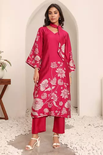 Floral Printed V-Neck Chanderi Silk A-line Kurta with Trousers