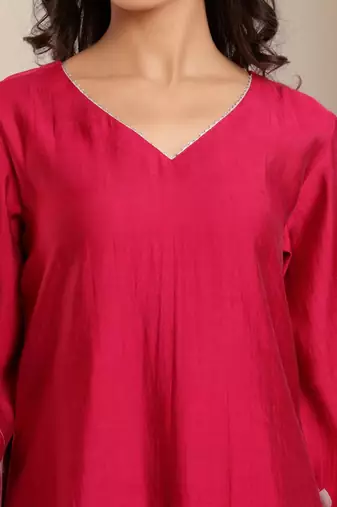 Floral Printed V-Neck Chanderi Silk A-line Kurta with Trousers