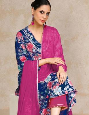 Floral Printed Gotta Patti V-Neck A-Line Kurta With Trousers & Dupatta 2