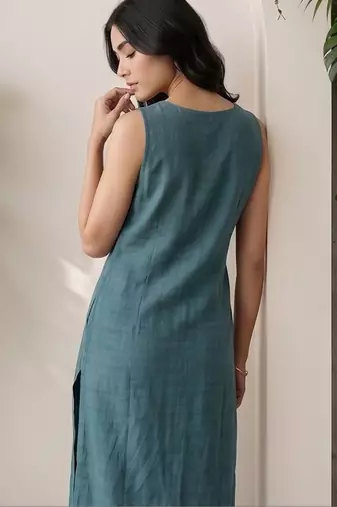 Women Regular Kurta with Trousers