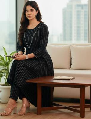 Women Striped Regular Silk Crepe Kurta with Trousers 4