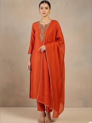 Women Embroidered Regular Thread Work Kurta with Trousers & With Dupatta 1