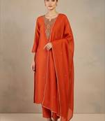 Women Embroidered Regular Thread Work Kurta with Trousers & With Dupatta