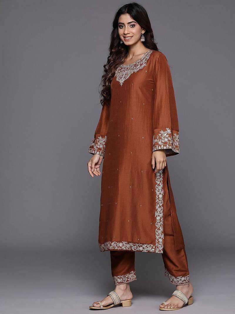 Ethnic Motifs Zari Embroidered Kurta with Trousers & Dupatta